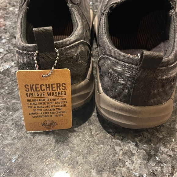 Skechers Men's Relaxed Fit Elected-Drigo Loafer - Picture 4 of 5